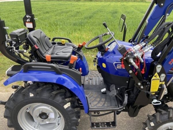2020 / TRACTEUR AGRICOLE FARMTRAC FT22 – Image 4