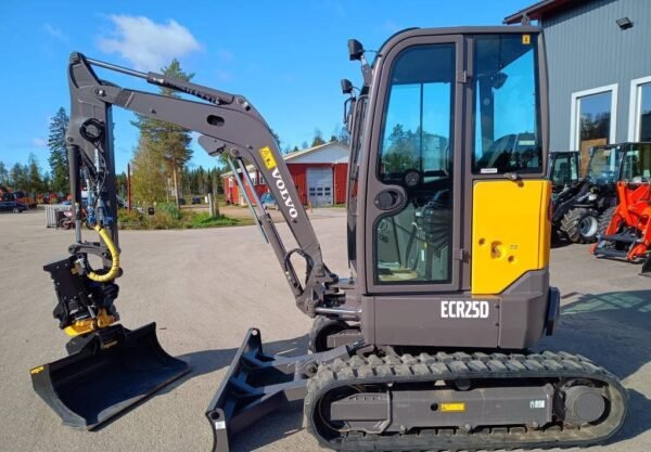 Volvo ECR25D + ENGCON + 3 GODETS – Image 5