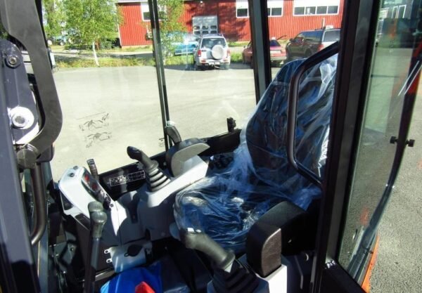 Kubota U27-4 – Image 6