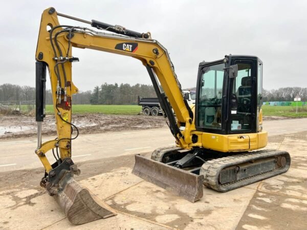 Caterpillar 305.5 E2 CR + 3 GODETS – Image 2