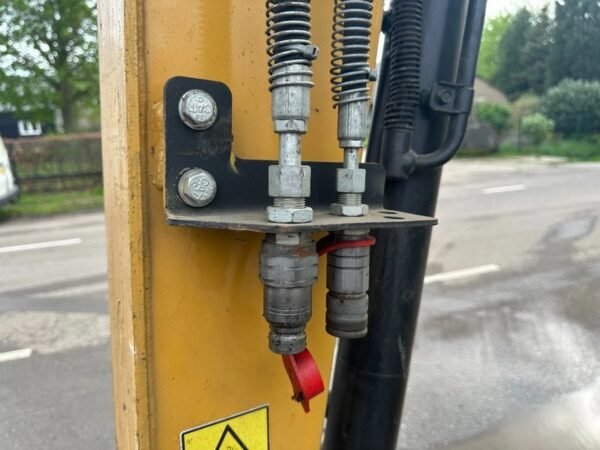 Caterpillar 303.5E CR + 3 GODETS – Image 7
