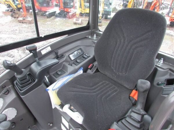 Volvo ECR 25 D – Image 13
