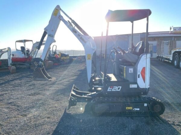 BOBCAT E20 – Image 4