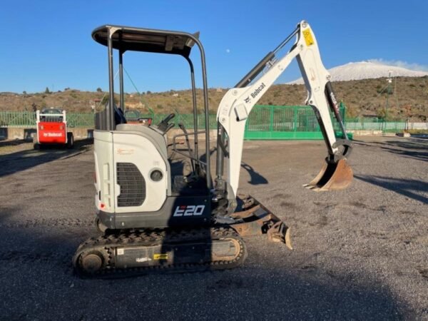 BOBCAT E20 – Image 6