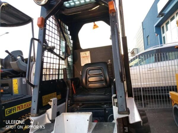 BOBCAT S70 – Image 8
