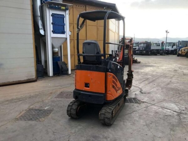 HITACHI ZX17U-2 YLR – Image 13