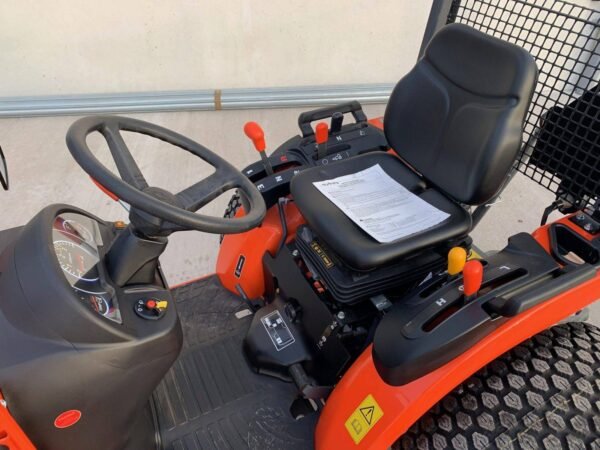Micro Tracteur 4×4 KUBOTA L1501 arceau arrière diesel 50cv – Image 8