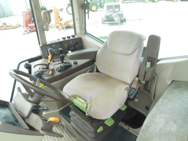 JOHN DEERE 6420 – Image 6