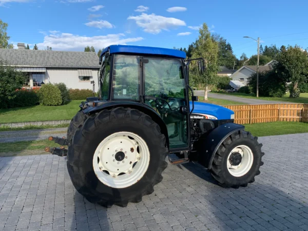 NEW HOLLAND TN75N – Image 3