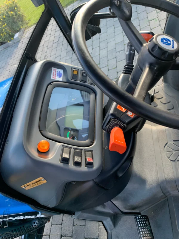 NEW HOLLAND TN75N – Image 5