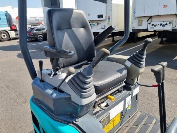 Kobelco SK17 SR-3 + 3 GODETS – Image 9