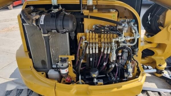 Caterpillar 305E2 + 3 GODETS – Image 7