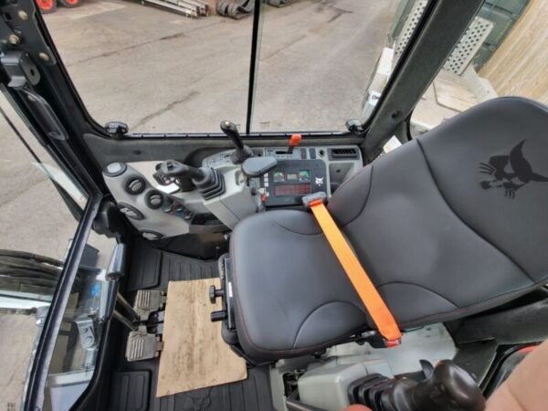 Bobcat E26 , 2,5T + 3 GODETS – Image 10