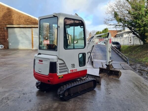 Takeuchi TB016 , 1,6T 2006 – Image 9