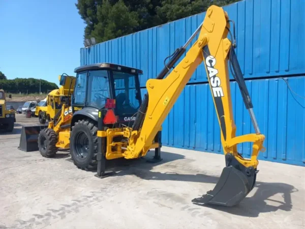 Case 580 SR – 4PT Super R – Image 2