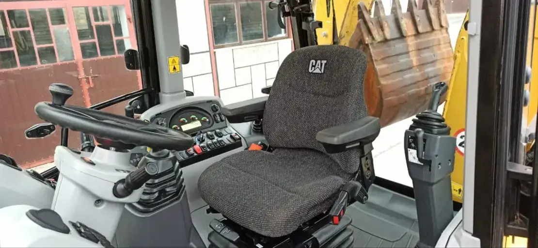 Caterpillar Cat 444 F2 – Image 2