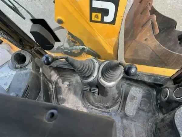 JCB 3CX – Image 4