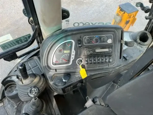 JCB 3CX – Image 5