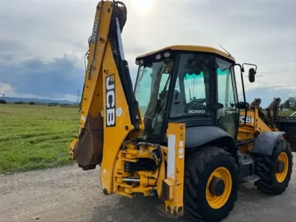 JCB 3CX – Image 11