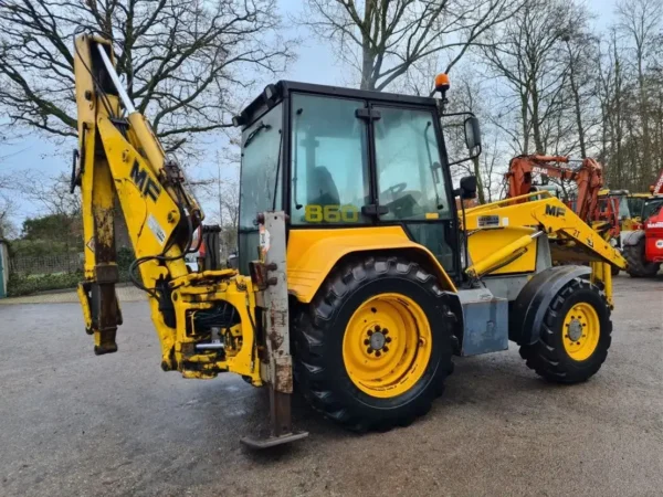 Massey Ferguson 860 backhoe – Image 6