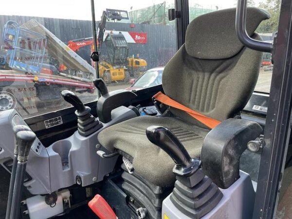 KUBOTA KX027-4  + Remorque 3,5t + 3 GODETS – Image 3